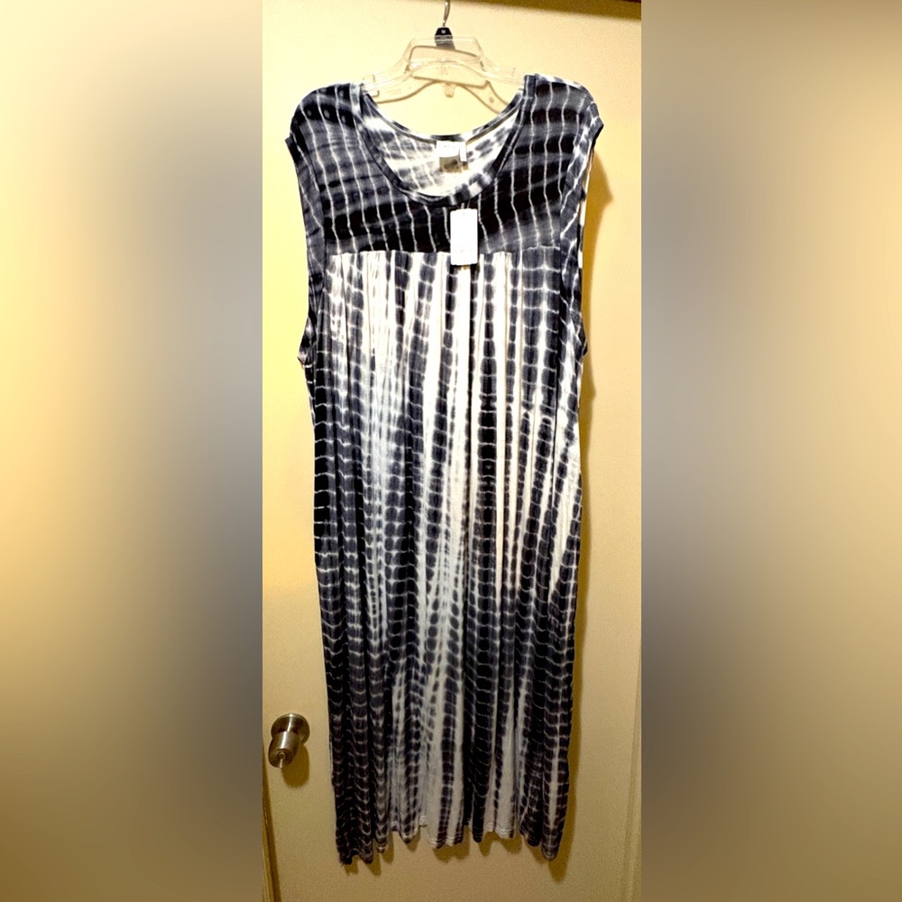 New black and white maxi dress or beach cover-up